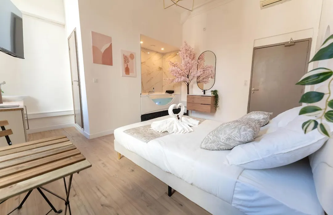 Hotel Le Celeste-1